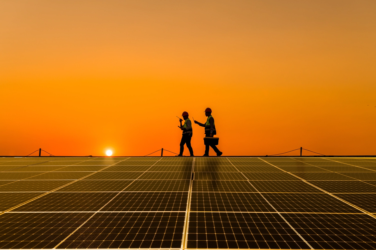 engineers-walking-on-roof-inspect-and-check-solar-2023-11-27-05-17-53-utc engineers-walking-on-roof-inspect-and-check-solar-2023-11-27-05-17-53-utc